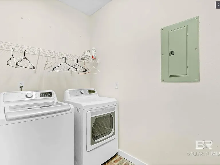 9643 Poets Cor — Photo 8