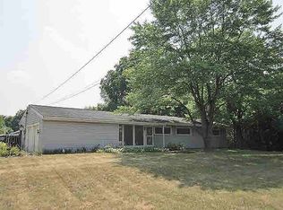 9240 Secor Rd, Temperance, MI 48182