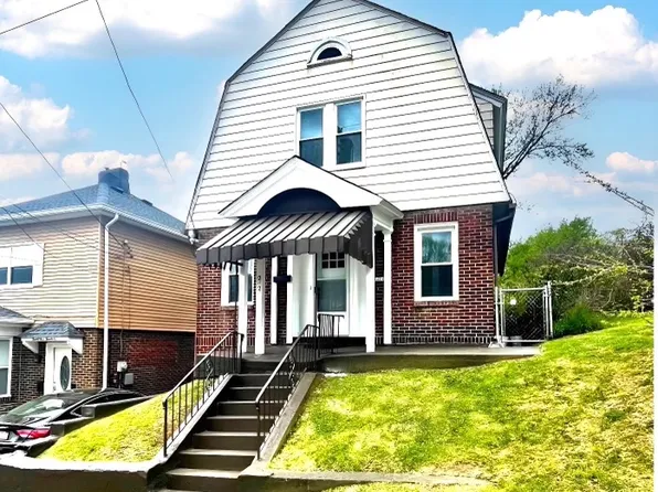 2424 Vodeli St, Pittsburgh, PA 15216