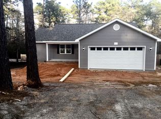 11 Juniper Ln, Pinehurst, NC 28374