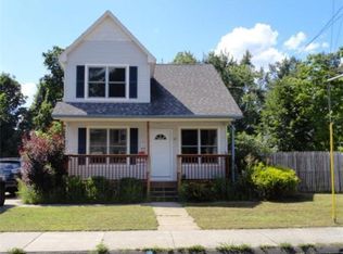 35 Linden St, Chicopee, MA 01020
