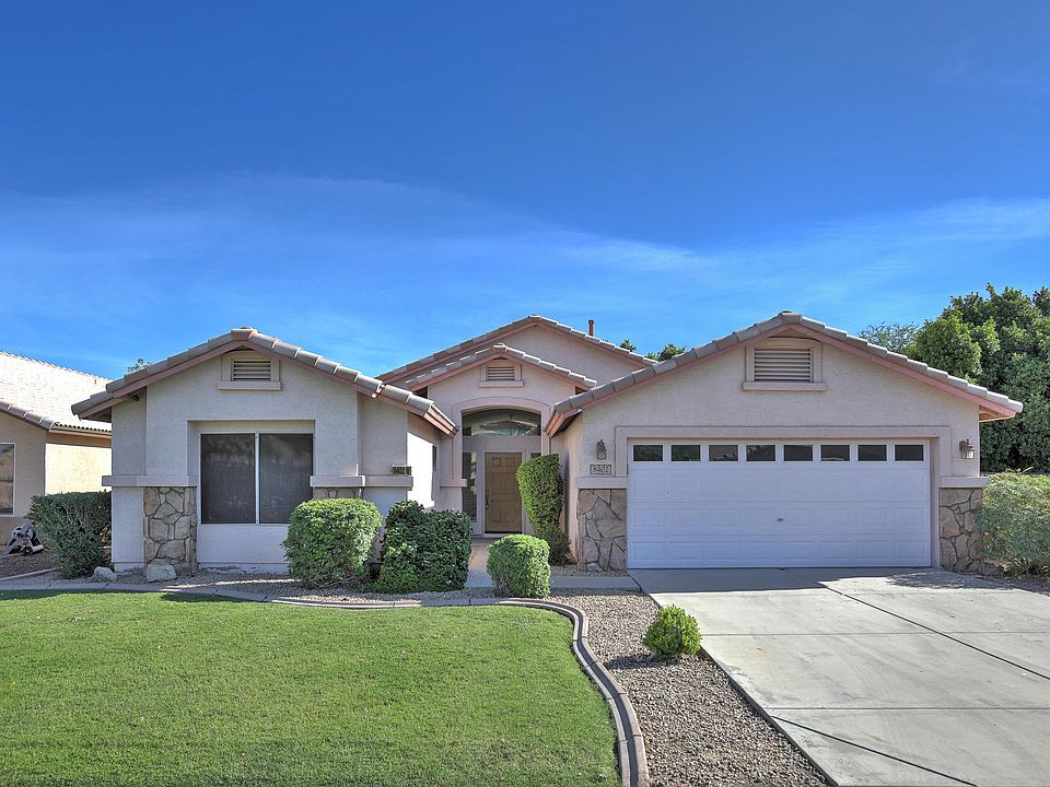 1st image of 8402 W Paradise Dr