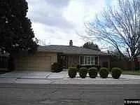 1490 Vulgamore Pl photo 1