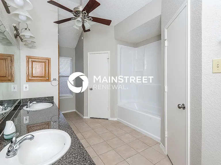1024 Green Ridge Ter — Photo 12