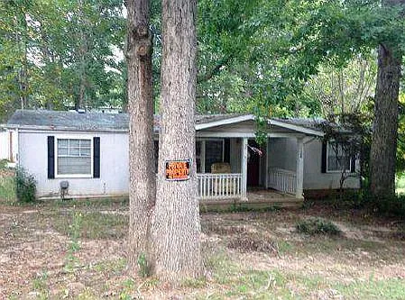 1368 Holly St photo 1