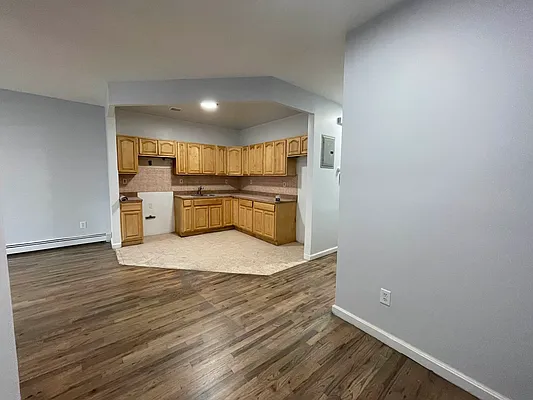 Rented by Budget Real Estate NYC Inc | media 6
