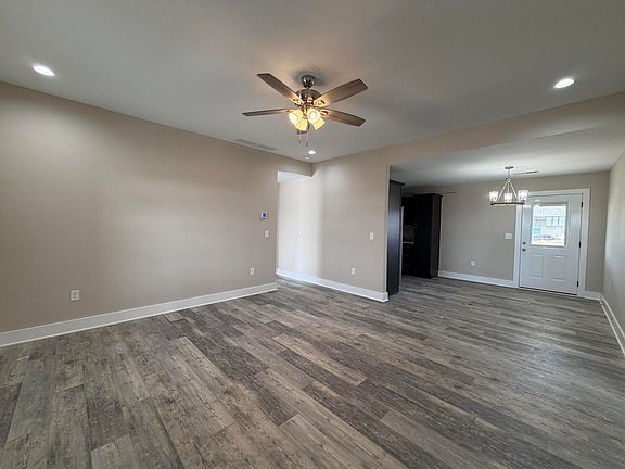 3rd image of 304 Whitley Way