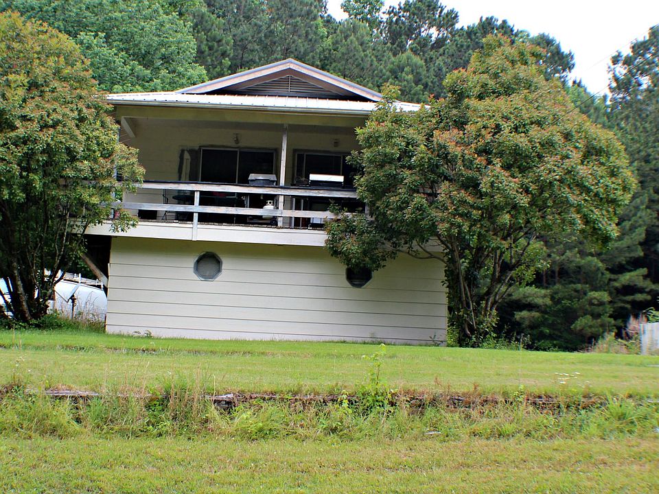 1st image of 92 Tennessee Dr