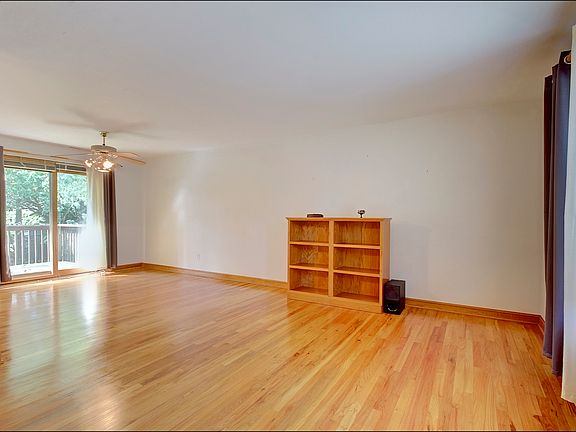 5th image of 23627 David Dr