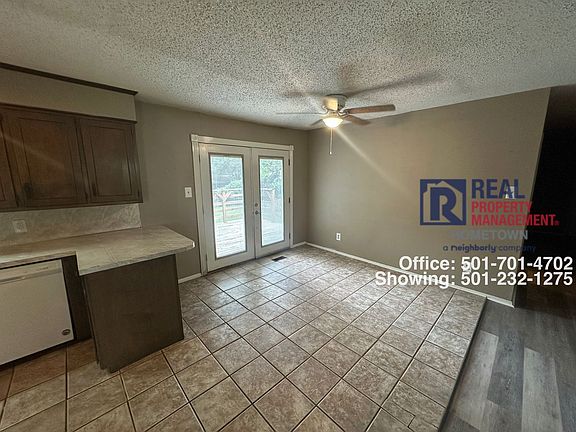 3rd image of 110 Robinwood St