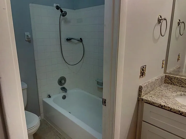 1421 Sophie Blvd — Photo 10