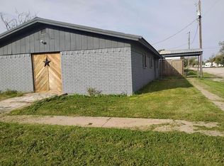 312 S West Ave #B, Hamlin, TX 79520