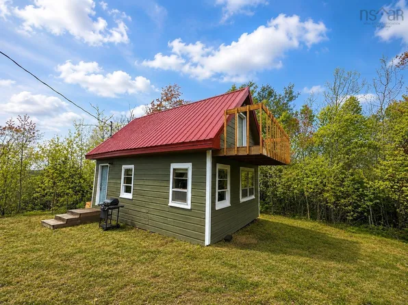 788 Lake Rd, Saint Mary's, NS B0H 1E0