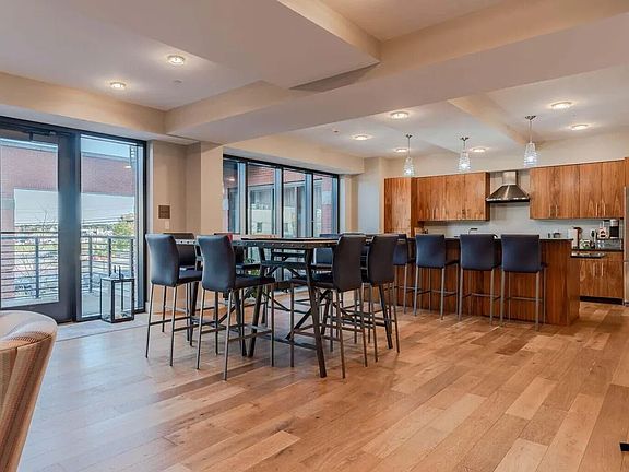 Tenant use of Entertainment Room