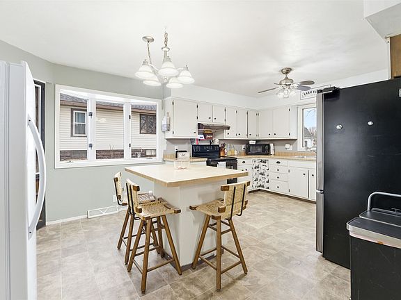 5th image of 418 E Hancock St