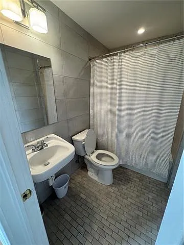811 Toulouse St #A — Photo 10