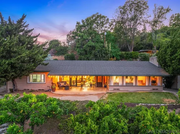 9835 Edgelake Dr, La Mesa, CA 91941