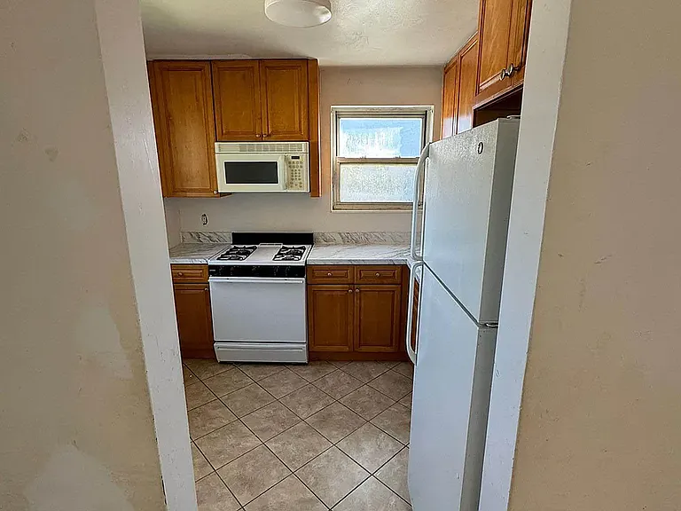 223-06 65th Ave #A — Photo 3