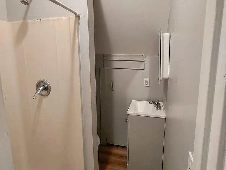 67A Greenkill Ave #3 — Photo 5