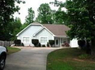 110 Ashley Trace Dr, Locust Grove, GA 30248