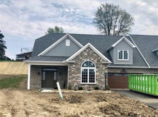 717 Elliot Ln #A, North Huntingdon, PA 15642