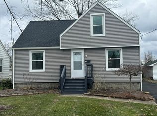 315 Meadowbrook Ave SE, Warren, OH