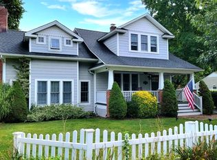 245 Northern Blvd, Saint James, NY 11780