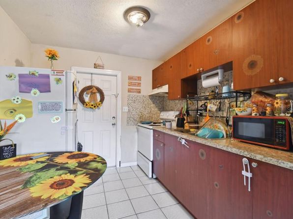 tampa-florida-82051962 picture