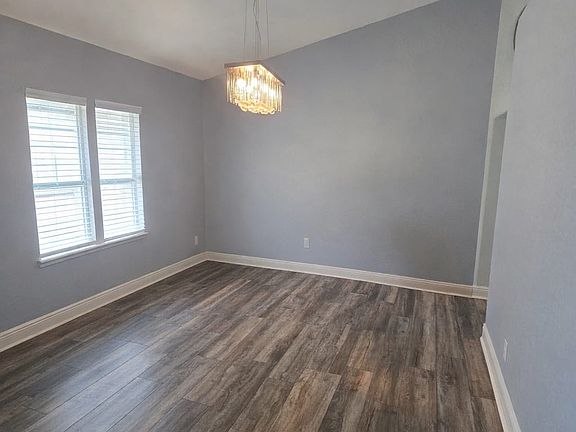 4th image of 4937 SW 98th Pl