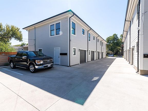4th image of 1139 Kings Hwy #104
