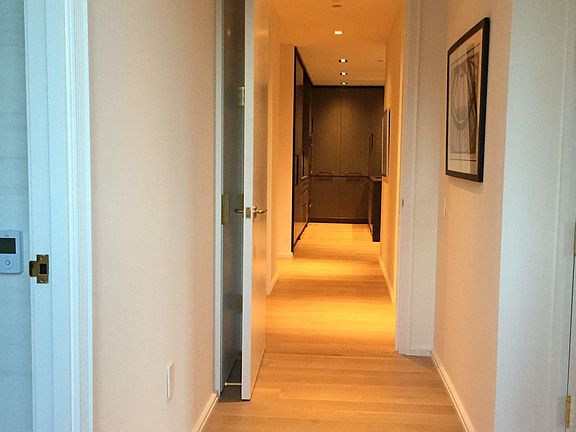 4th image of 505 W 19th St APT 5C