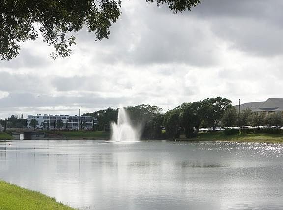 4th image of 53 Stratford D