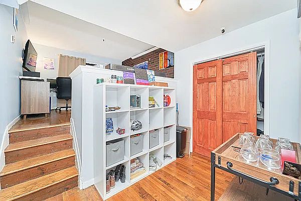 2nd image of 432 E 88th St APT 504