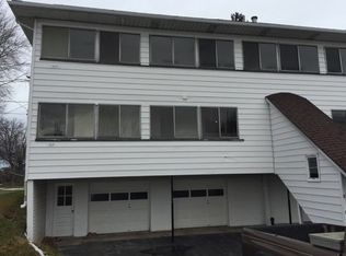 10738 Ban Dr, Conneaut Lake, PA 16316