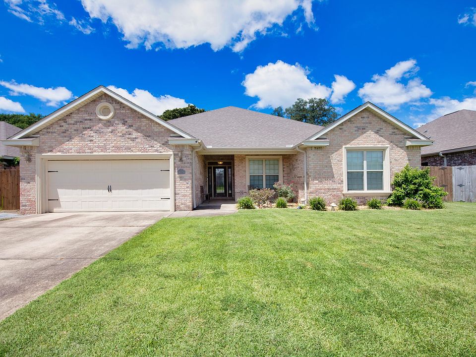 1st image of 2340 Cummings Dr
