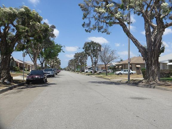 4th image of 13238 Towne Ave