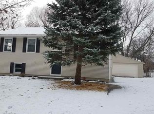 1526 Tulip Tree Rd, Fort Wayne, IN 46825