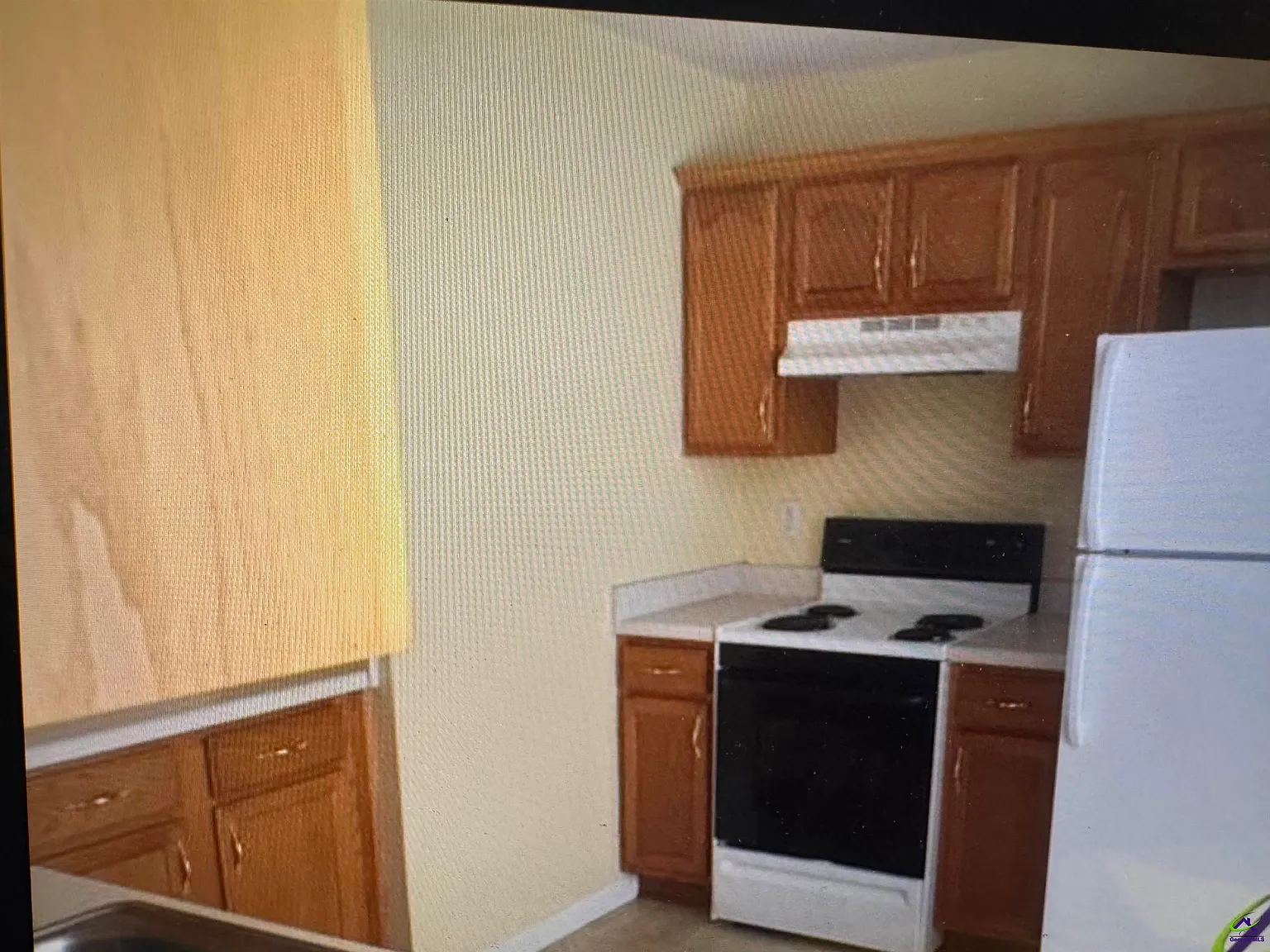 3 bed, 2.0 bath, 1220 sqft, $1,650 — Photo 3