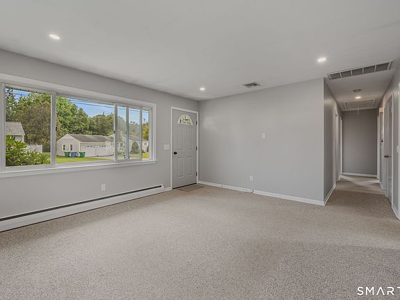 5th image of 10 Lark Street