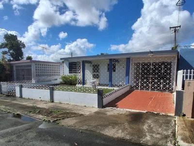 13 Bb #2, Bayamon, PR, 00957