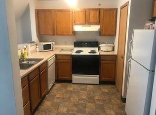 135 Grand Canyon Dr, Baraboo, WI 53913