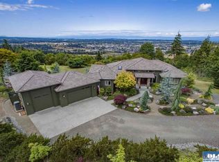 372 Fawn Ln, Sequim, WA 98382