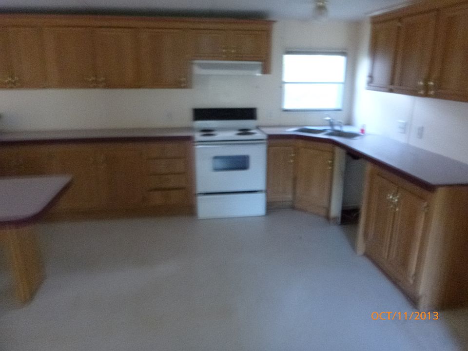 2nd image of 2801 Pellicer Rd