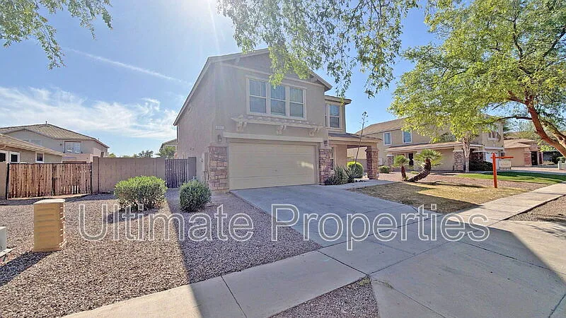Building Photo - 6805 S 39th Ln