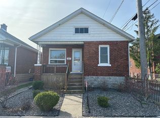 1057 Ellis St E, Windsor, ON N8X2J2