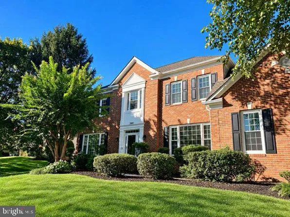 2801 Gibson Oaks Dr, Herndon, VA 20171