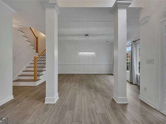 3rd image of 5009 Kendall Sta NW