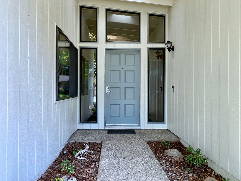 2nd image of 8835 Kelsey Dr