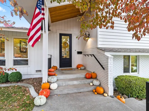 232 Somerset St, Richland, WA 99354