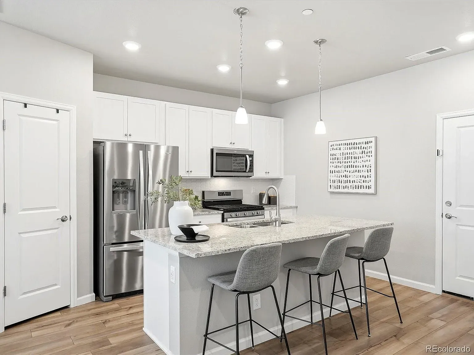463 Millwall Cir — Photo 3
